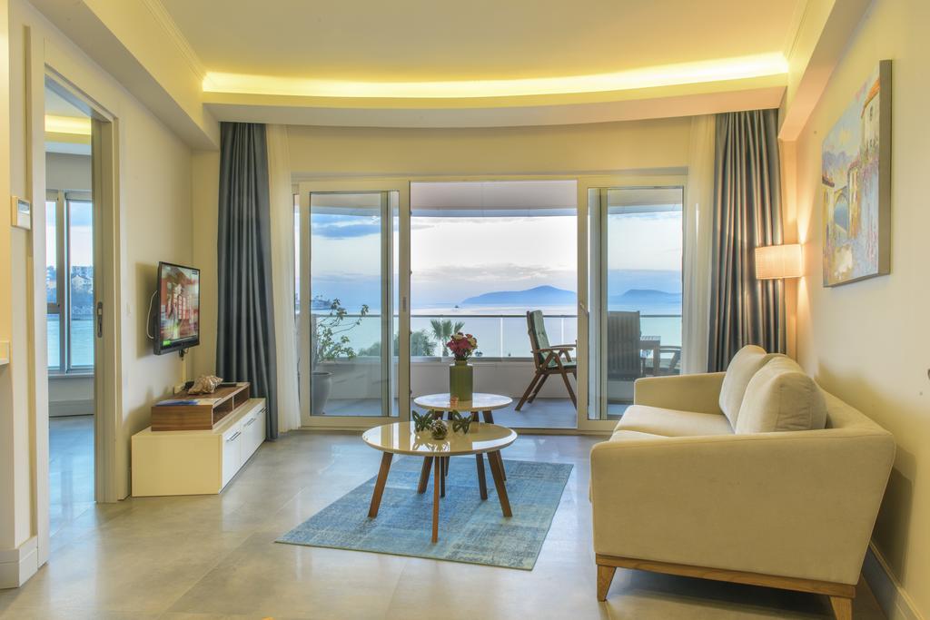 Bodrum Gulluk Marina Suites Dış mekan fotoğraf